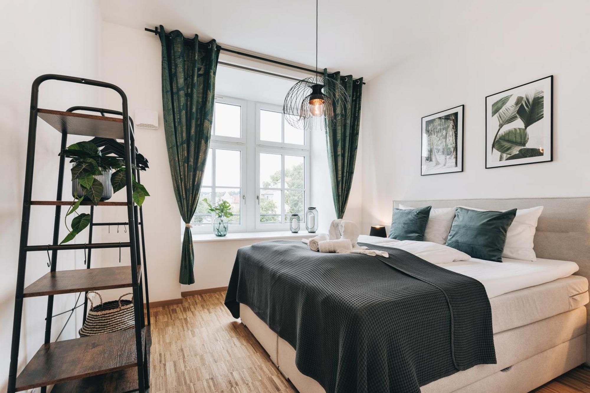 Oasis - Wohnen In - Netflix - Tiefgarage - Dachterrasse * Dresden